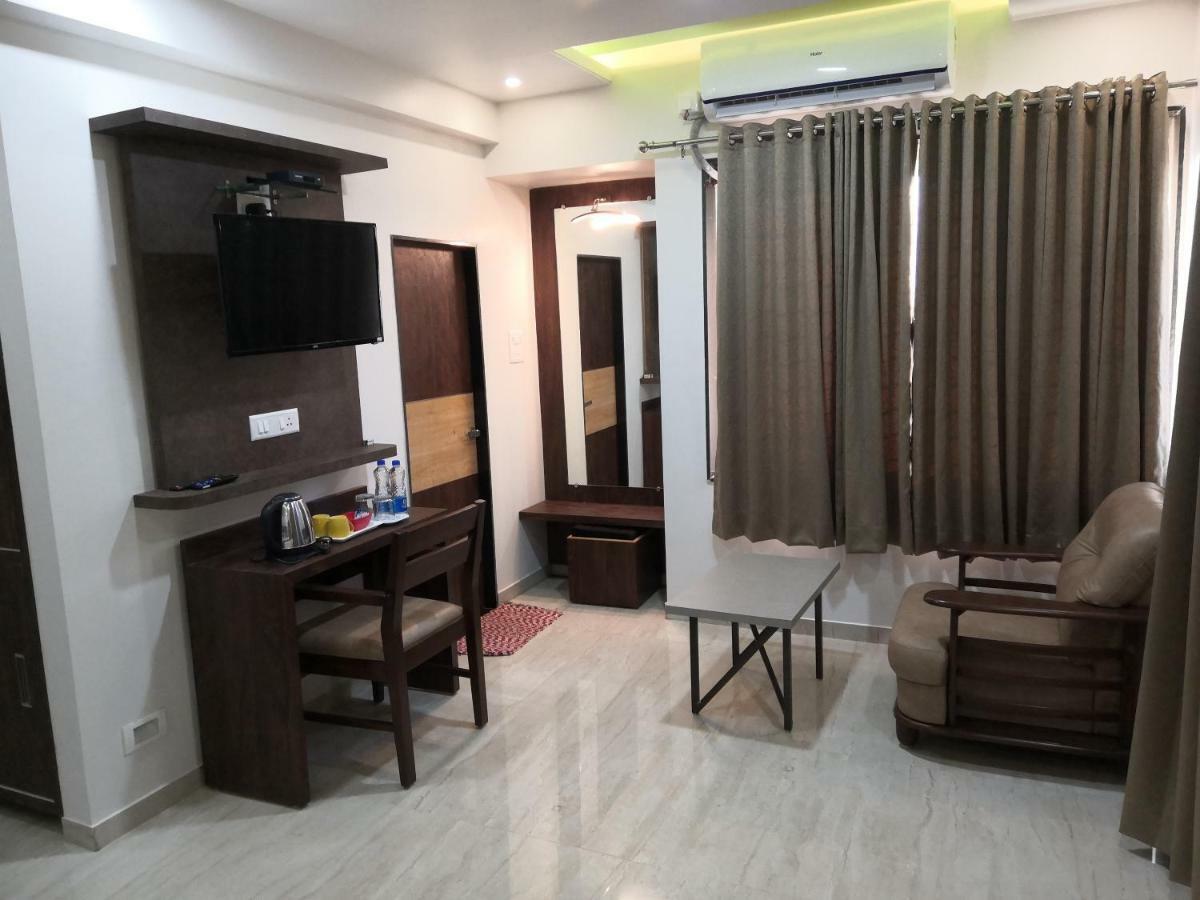 D' Manor Service Apartment Belgaum Luaran gambar